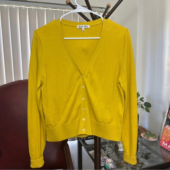 Alex Mill Yellow V-Neck Women’s M Cardigan Sweater M Moon Star Buttons Celestial - Picture 1 of 6